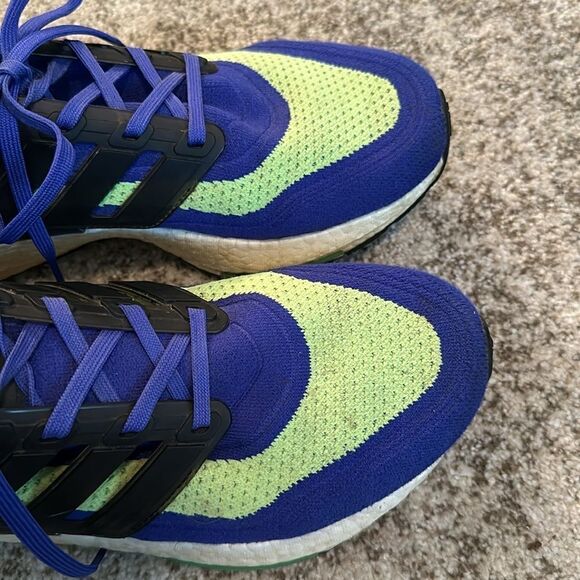 Adidas Ultraboost 21 Men’s Athletic Running Sneakers 8.5 - Picture 2 of 8